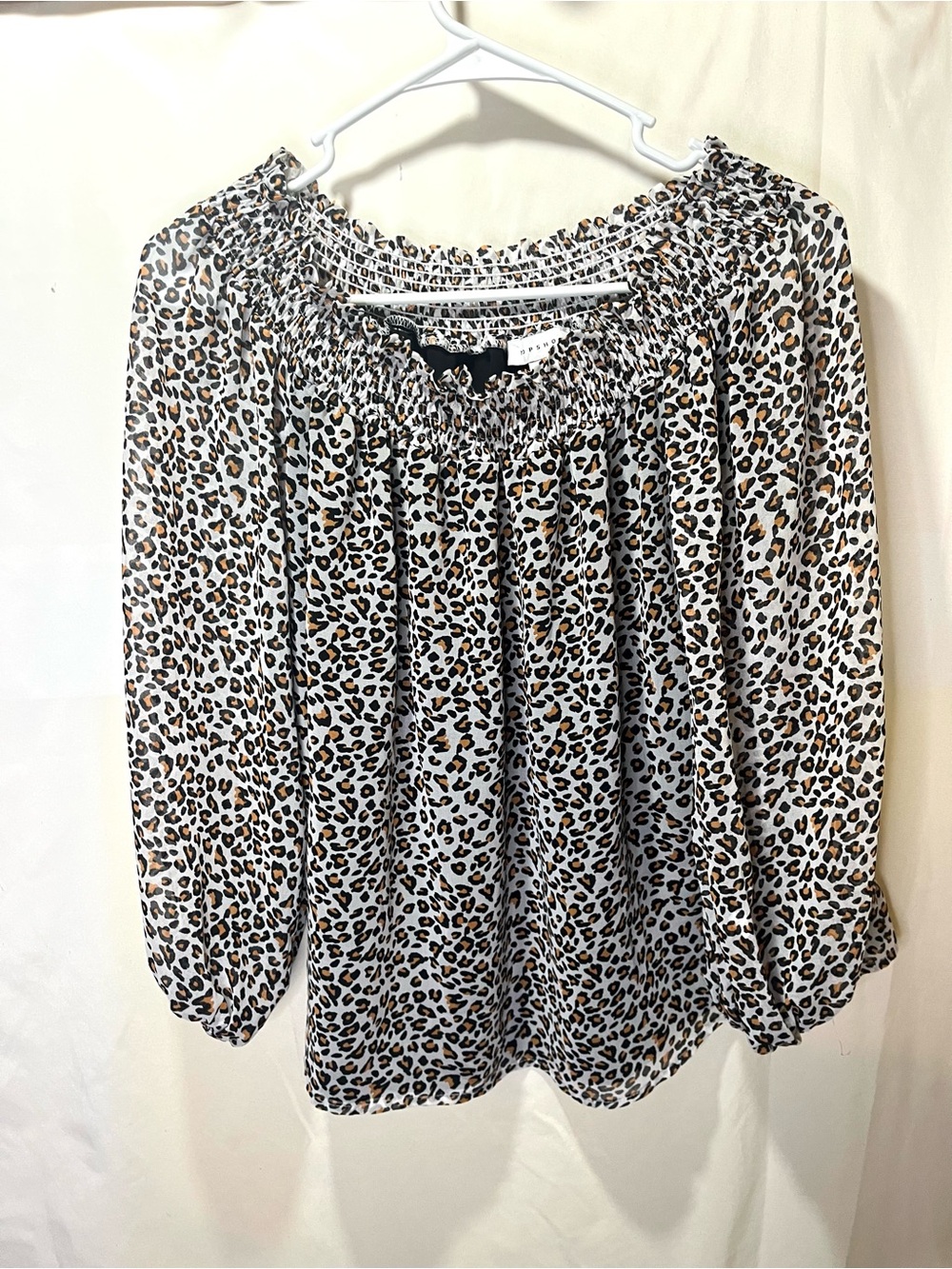 Topshop Women’s Leopard Print Off-Shoulder Blouse in White and Brown